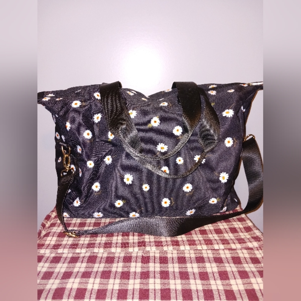 NEW! Alice & Olivia Daisy Print Canvas Overnight Bag